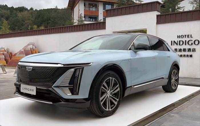 2024 Cadillac Lyriq New Color Spotted 70213096 
