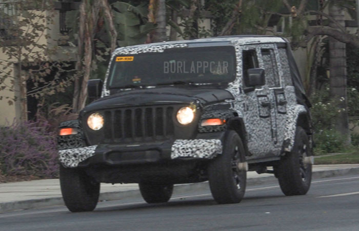 2024 Jeep Wrangler: new spy shot... - BurlappCar