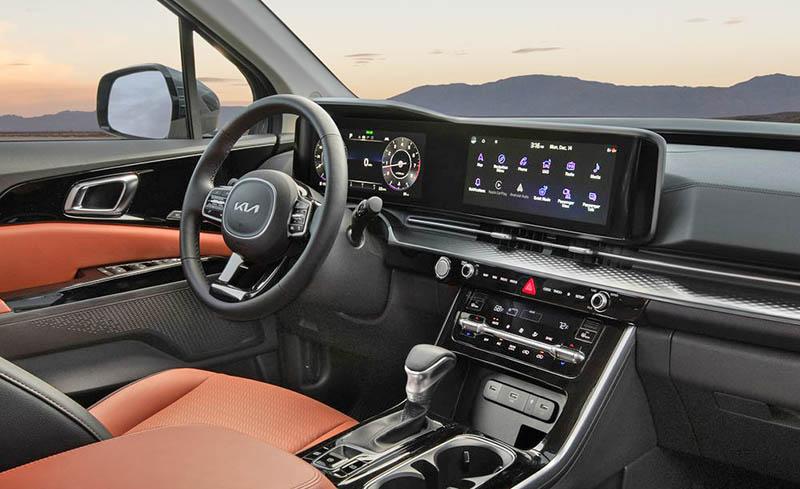 2025 Kia Carnival interior - BurlappCar