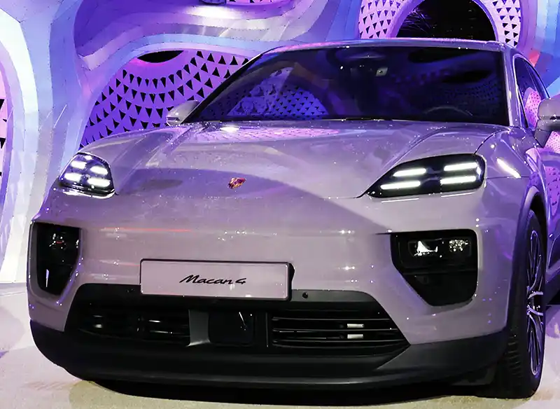 2024 Porsche Macan. BurlappCar